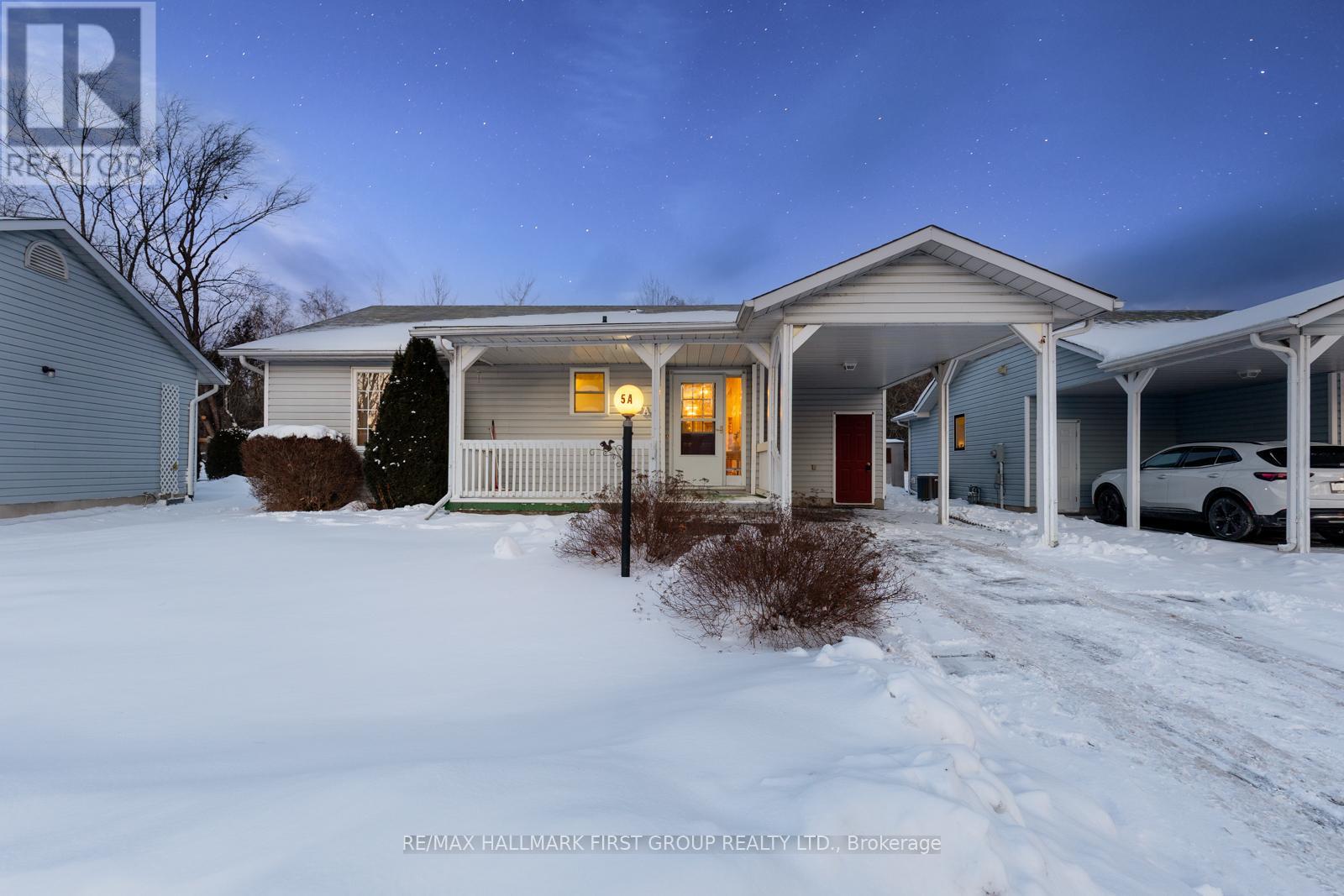 5a Fairway Drive, Clarington (Bowmanville), Ontario  L1B 1B6 - Photo 2 - E12712974