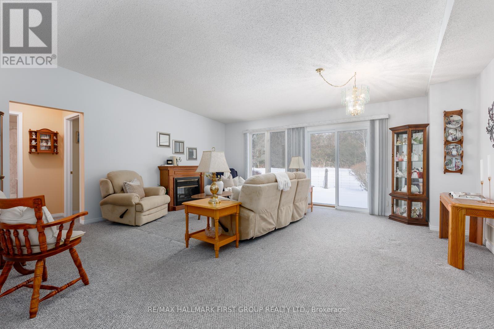 5a Fairway Drive, Clarington (Bowmanville), Ontario  L1B 1B6 - Photo 7 - E12712974