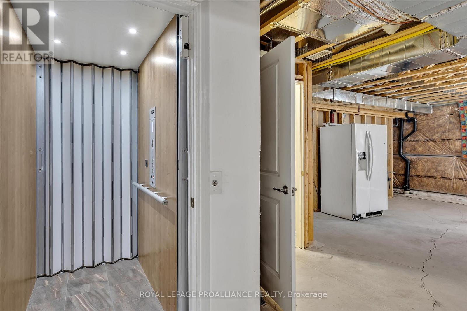 23 Brinton Drive, Peterborough (Otonabee Ward 1), Ontario  K9J 8S9 - Photo 28 - X12713268