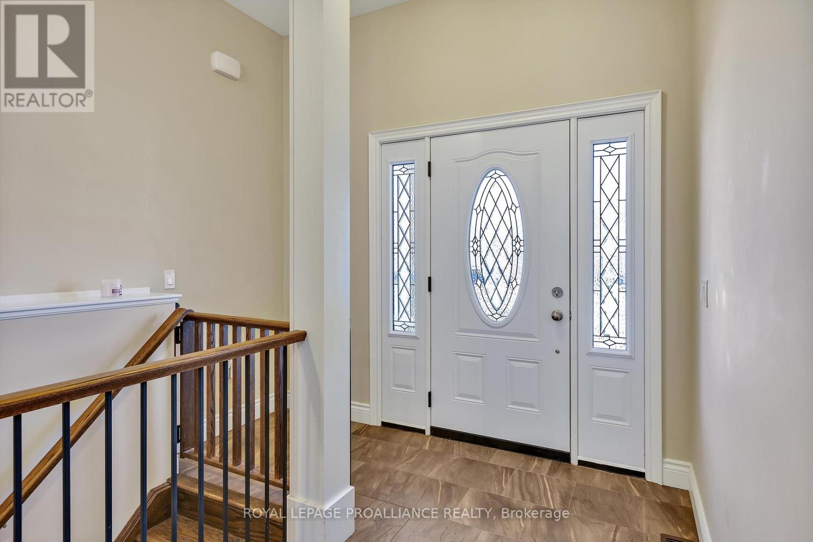 23 Brinton Drive, Peterborough (Otonabee Ward 1), Ontario  K9J 8S9 - Photo 5 - X12713268