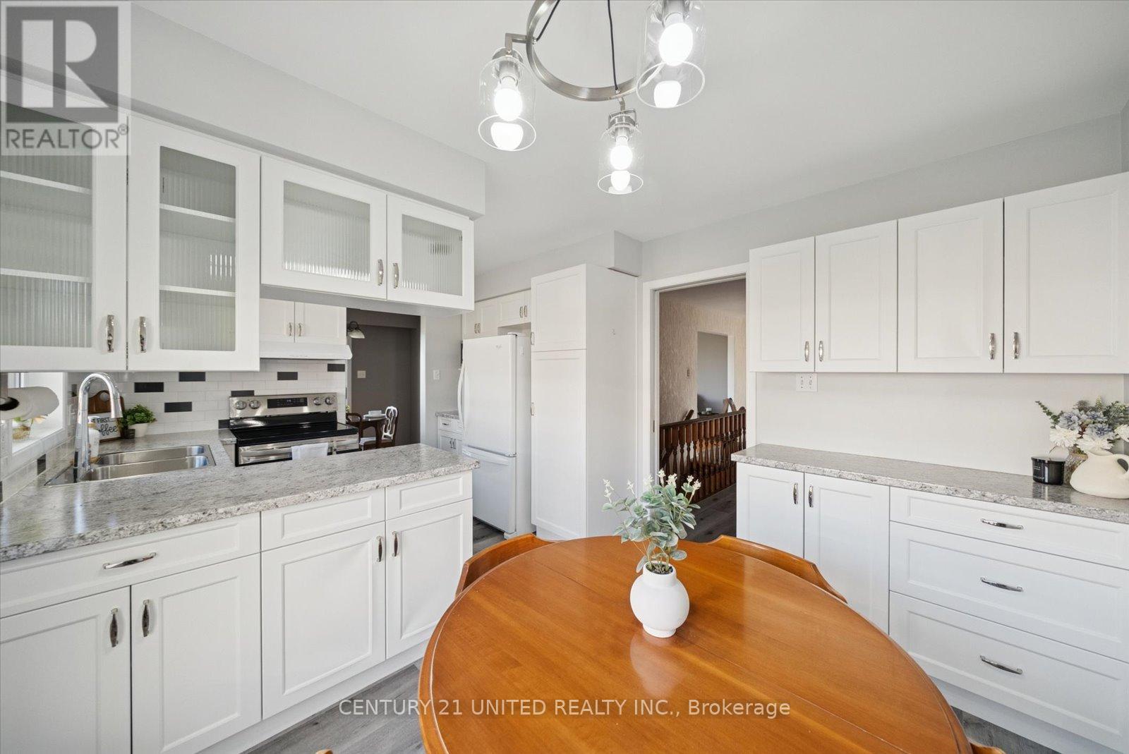 1551 Cherryhill Road, Peterborough (Monaghan Ward 2), Ontario  K9K 1A7 - Photo 15 - X12713454