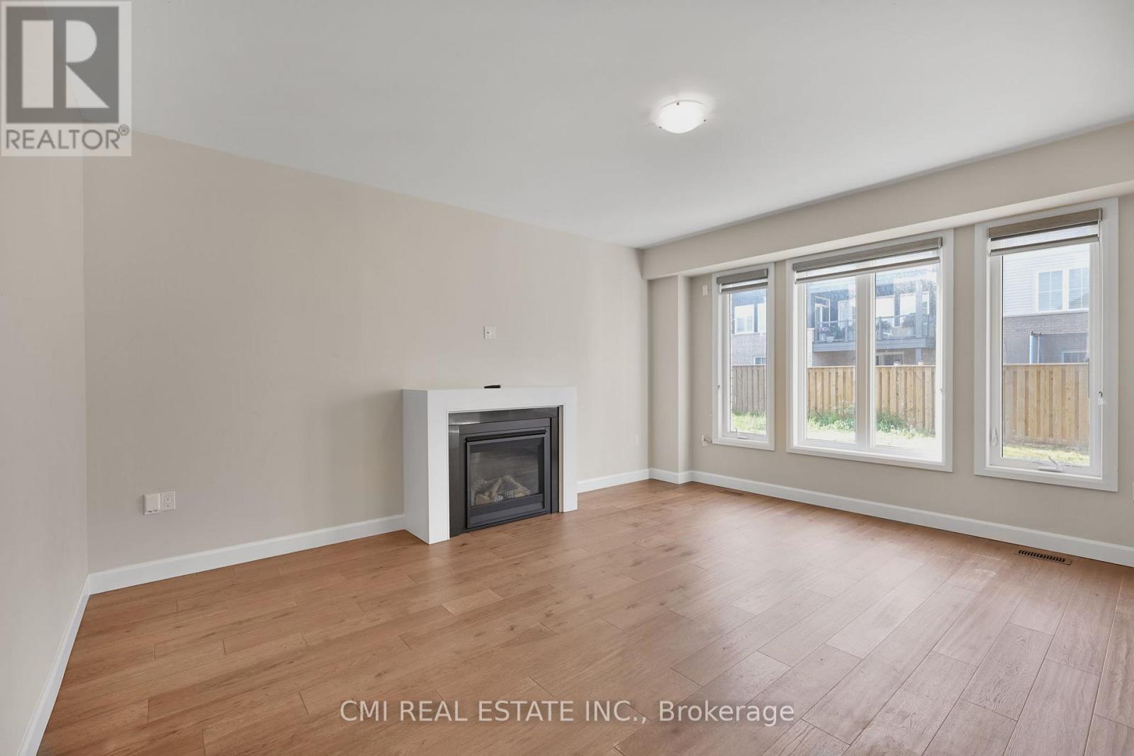 101 York Drive, Peterborough (Monaghan Ward 2), Ontario  K9K 0H7 - Photo 4 - X12713360