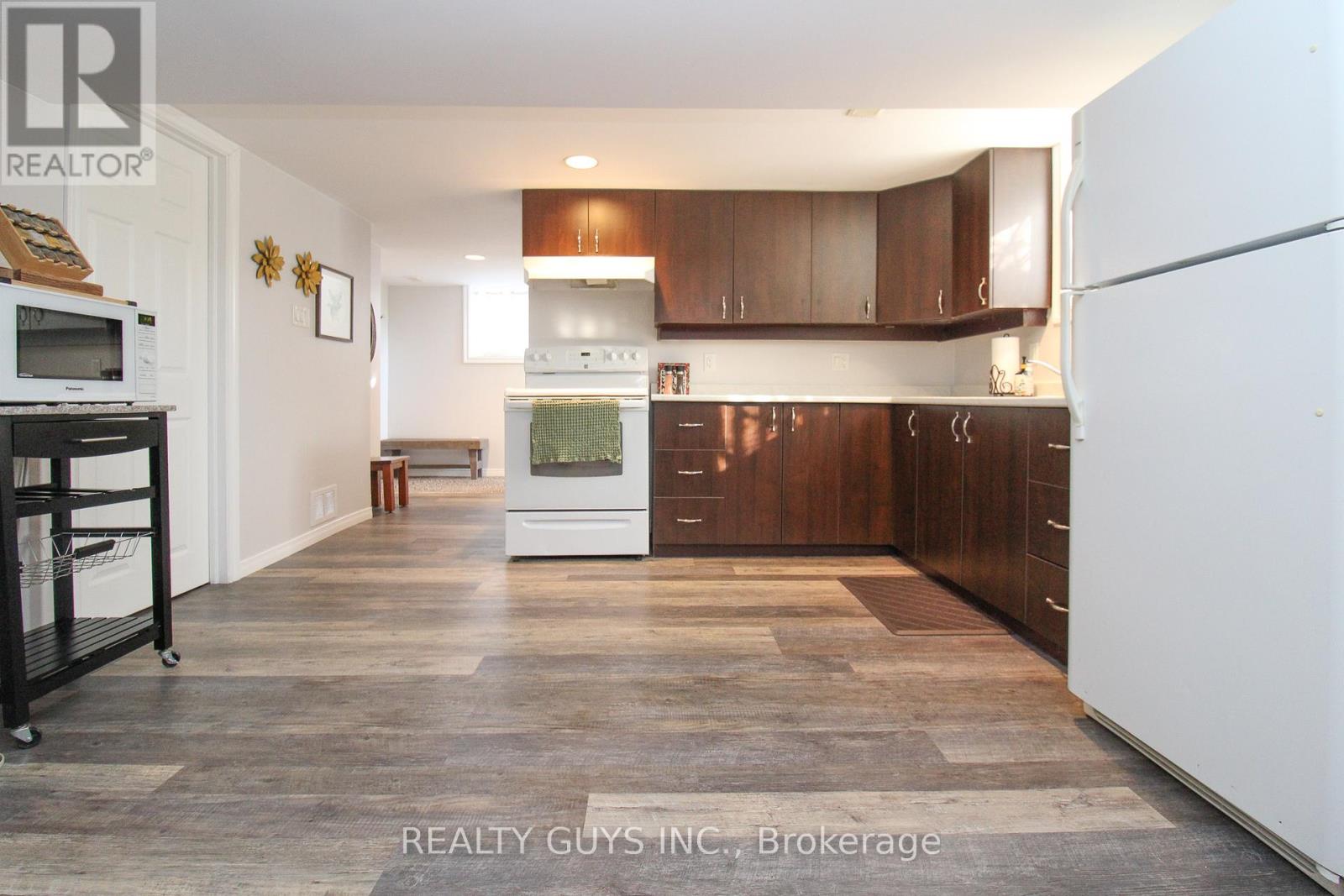 660 Orpington Road, Peterborough (Otonabee Ward 1), Ontario  K9J 4A4 - Photo 30 - X12713566