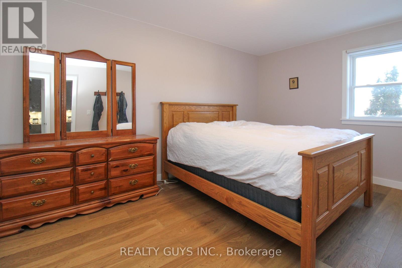 660 Orpington Road, Peterborough (Otonabee Ward 1), Ontario  K9J 4A4 - Photo 48 - X12713566