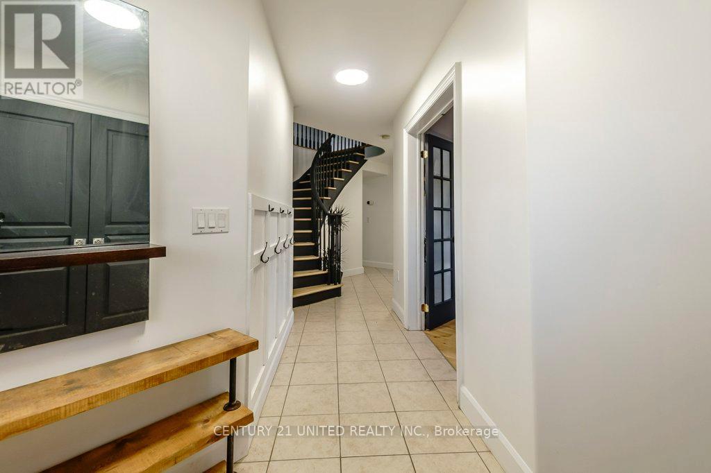 810 Hargrove Trail, Peterborough (Ashburnham Ward 4), Ontario  K9L 0B6 - Photo 6 - X12713896