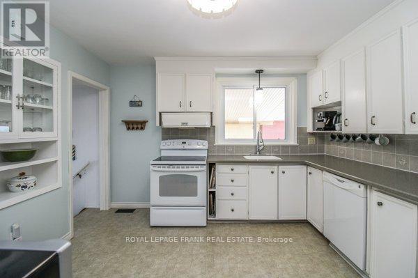 1189 Trentway Vista, Peterborough (Northcrest Ward 5), Ontario  K9H 6N7 - Photo 12 - X12714004