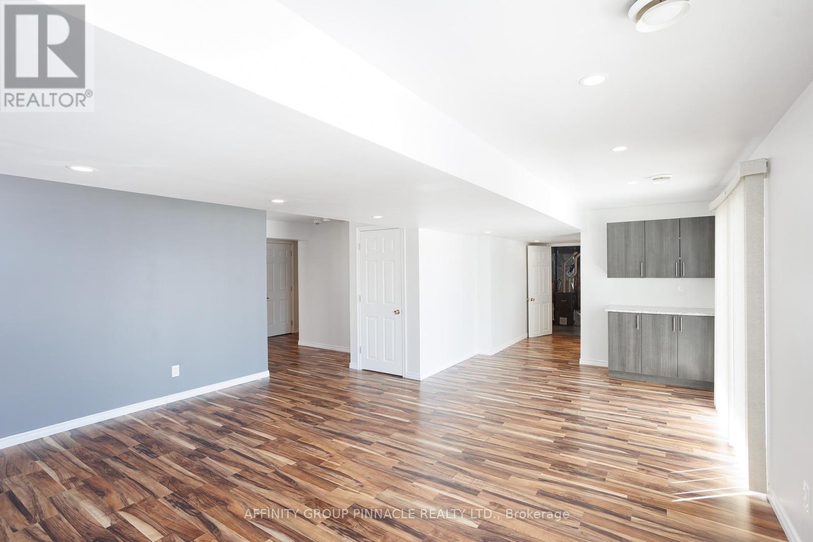 11 Moynes Court, Kawartha Lakes (Lindsay), Ontario  K9V 0L2 - Photo 32 - X12714854