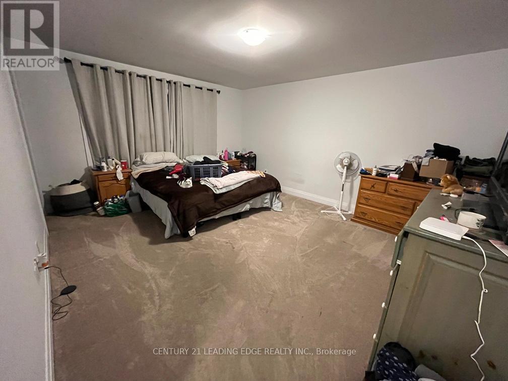 51 Corley Street, Kawartha Lakes (Lindsay), Ontario  K9V 6K2 - Photo 6 - X12714878