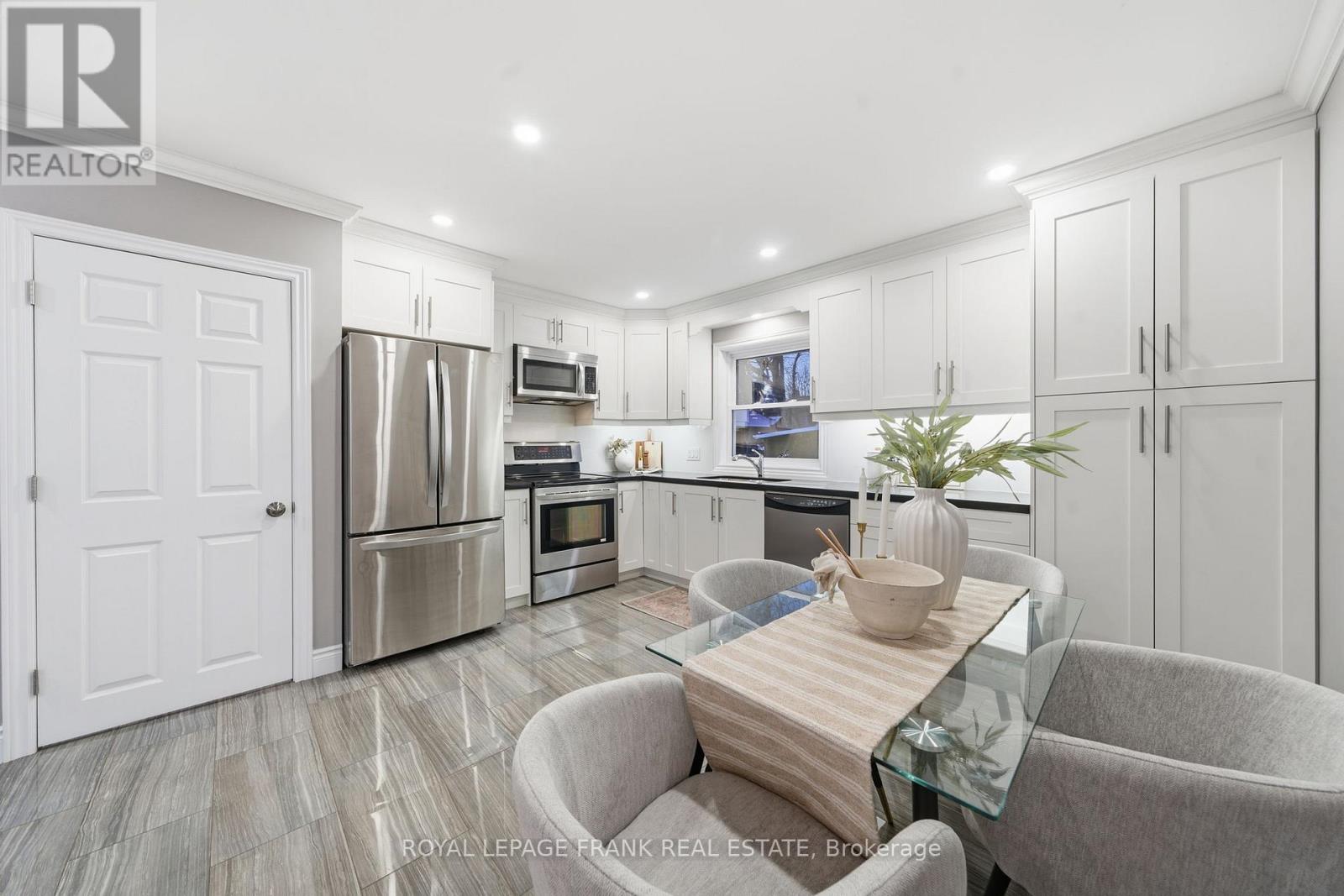 32 Jones Avenue, Clarington, Ontario  L0A 1J0 - Photo 11 - E12715164