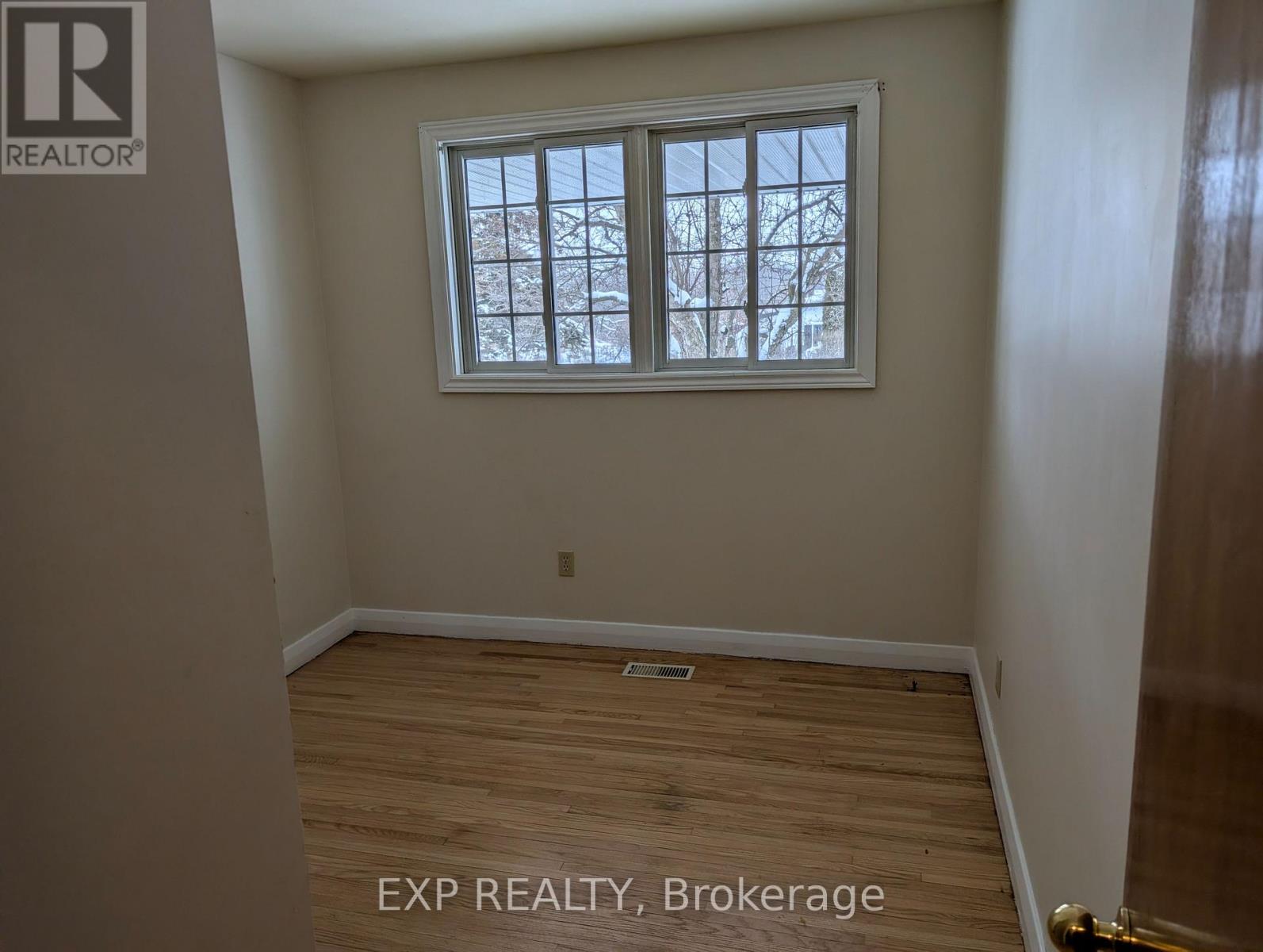 103 Bridge Street, Selwyn, Ontario  K0L 2H0 - Photo 10 - X12715556