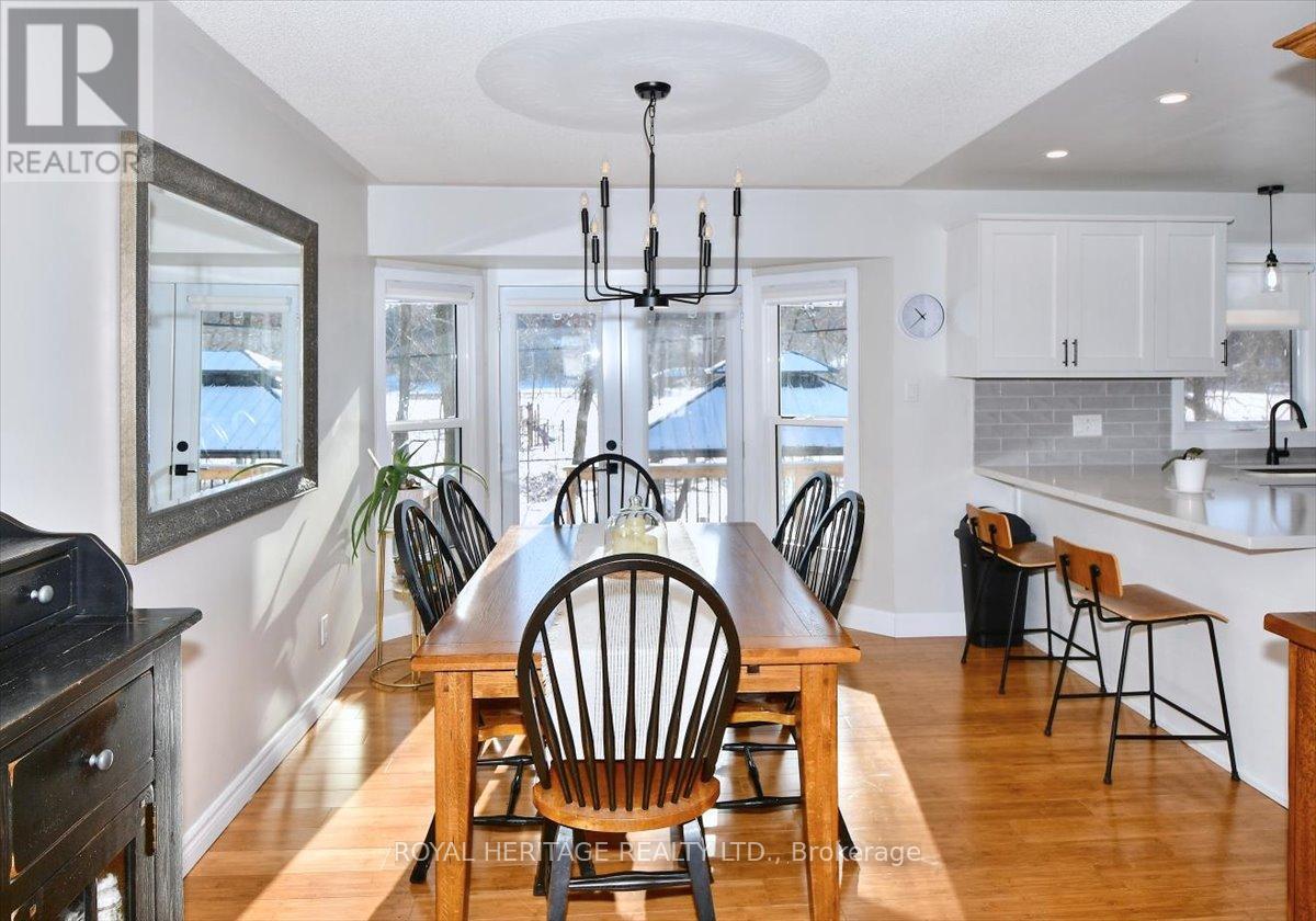 731 Peterborough Avenue, Selwyn, Ontario  K0L 1H0 - Photo 11 - X12715956