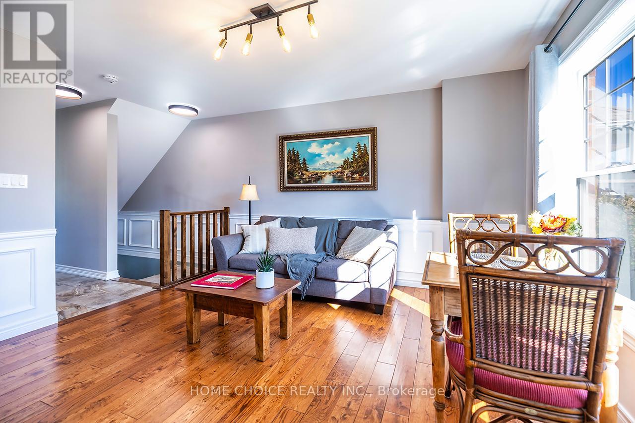 912 Broadway Boulevard, Peterborough (Northcrest Ward 5), Ontario  K9H 0G8 - Photo 11 - X12715962