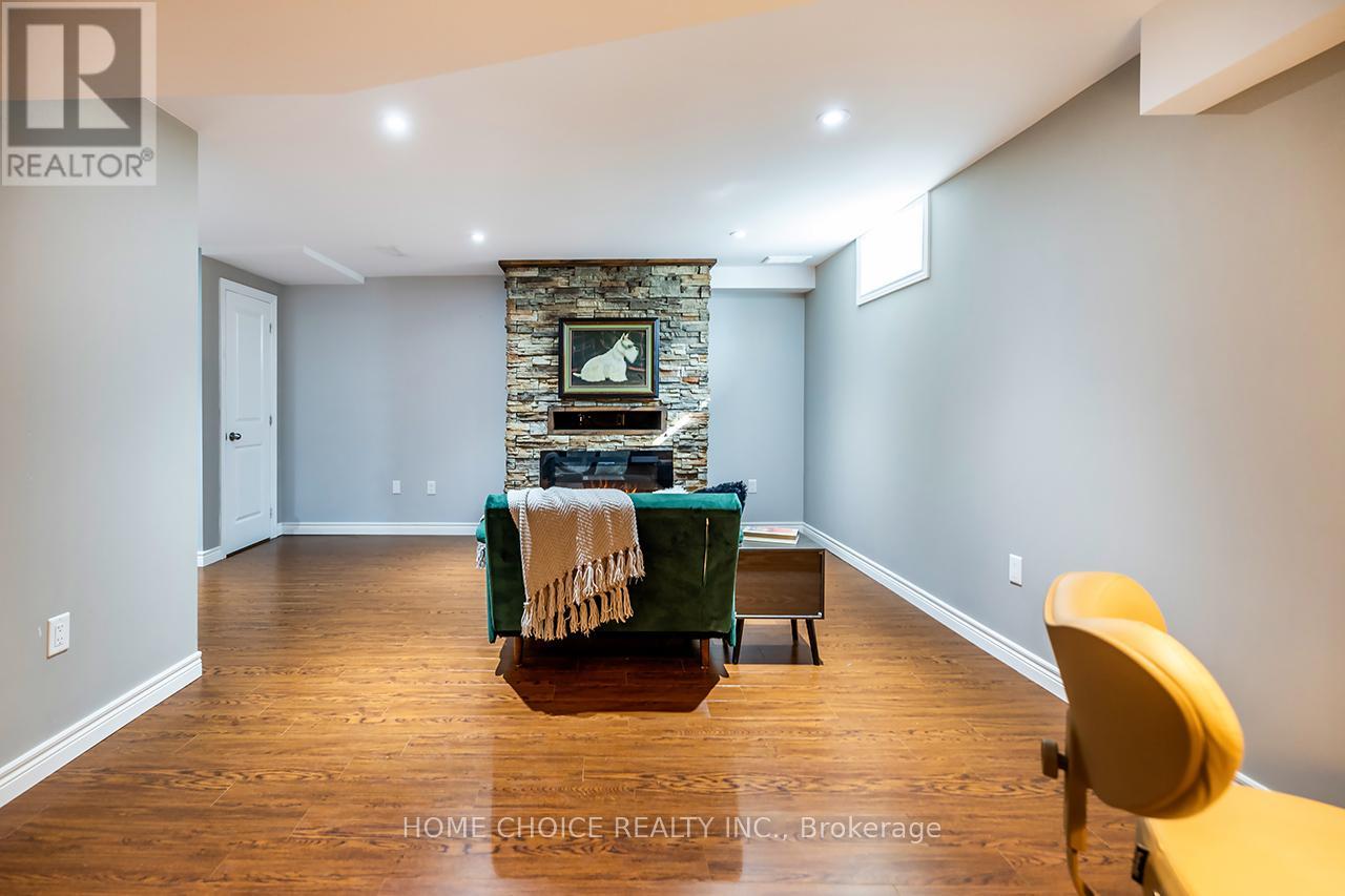 912 Broadway Boulevard, Peterborough (Northcrest Ward 5), Ontario  K9H 0G8 - Photo 31 - X12715962