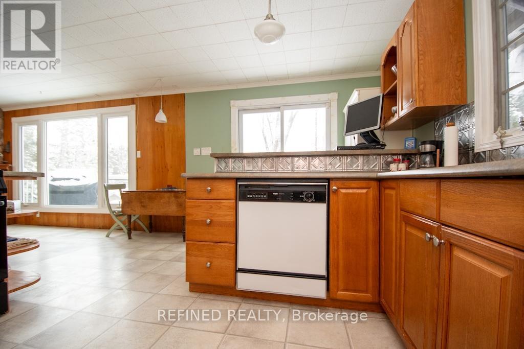 2425 South Bay Road, Douro-Dummer, Ontario  K0L 2H0 - Photo 16 - X12716462