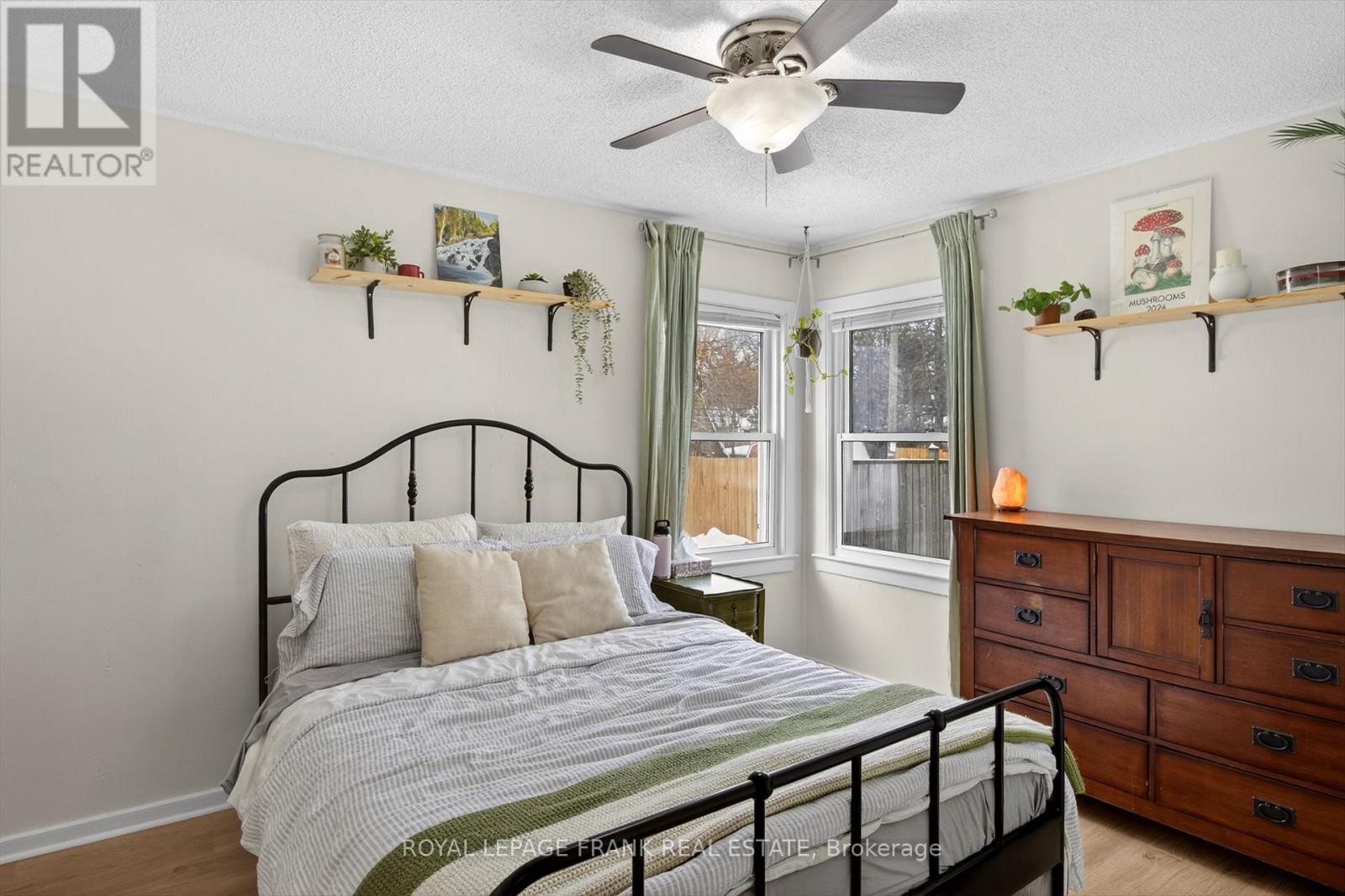 744 Brown Street, Peterborough (Otonabee Ward 1), Ontario  K9J 4K8 - Photo 16 - X12716582