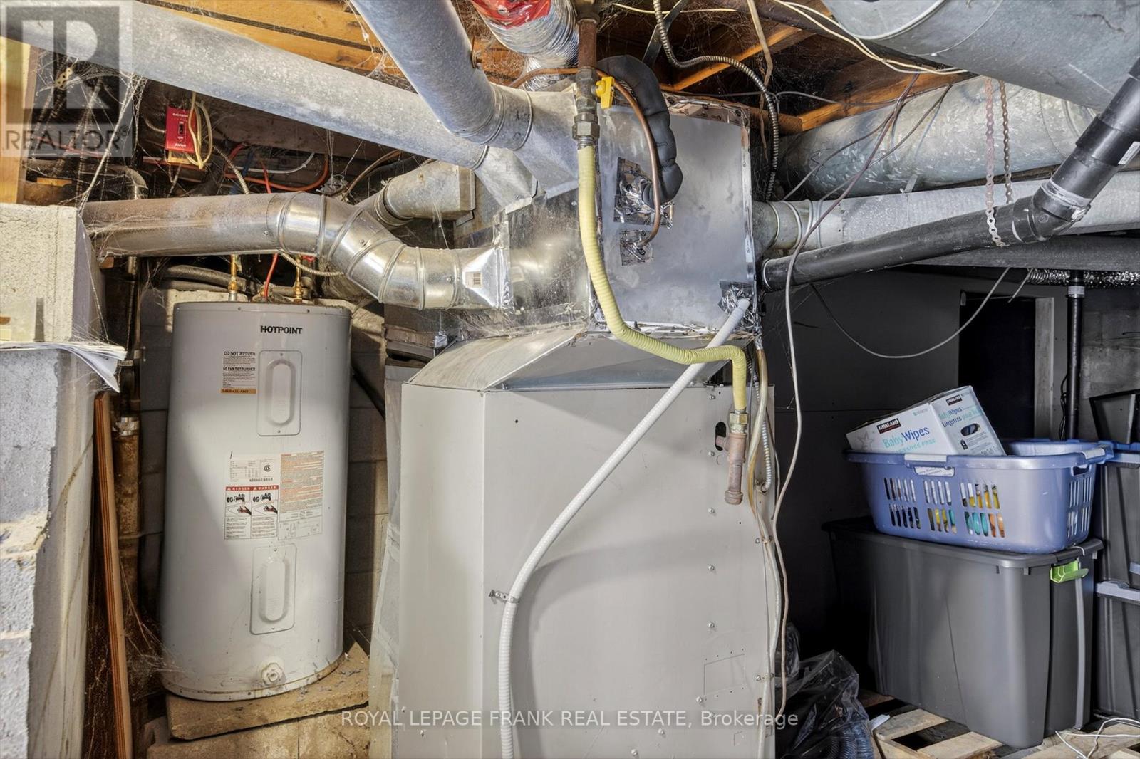 744 Brown Street, Peterborough (Otonabee Ward 1), Ontario  K9J 4K8 - Photo 21 - X12716582