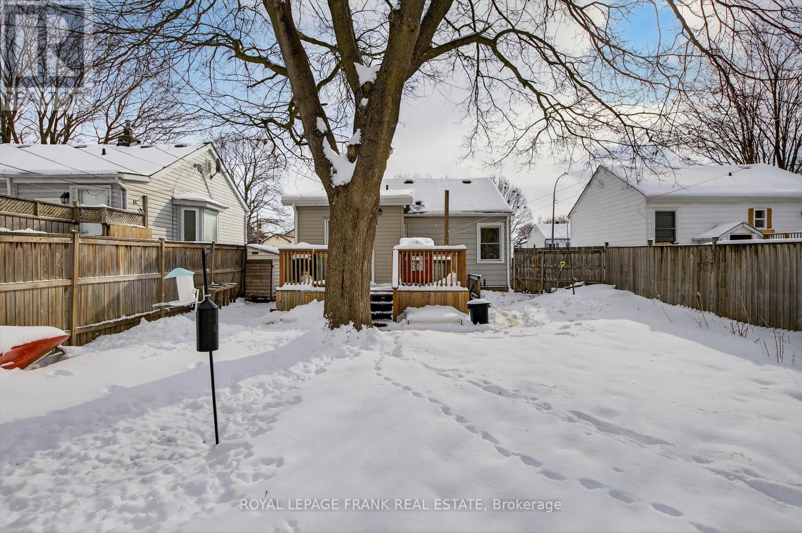 744 Brown Street, Peterborough (Otonabee Ward 1), Ontario  K9J 4K8 - Photo 24 - X12716582