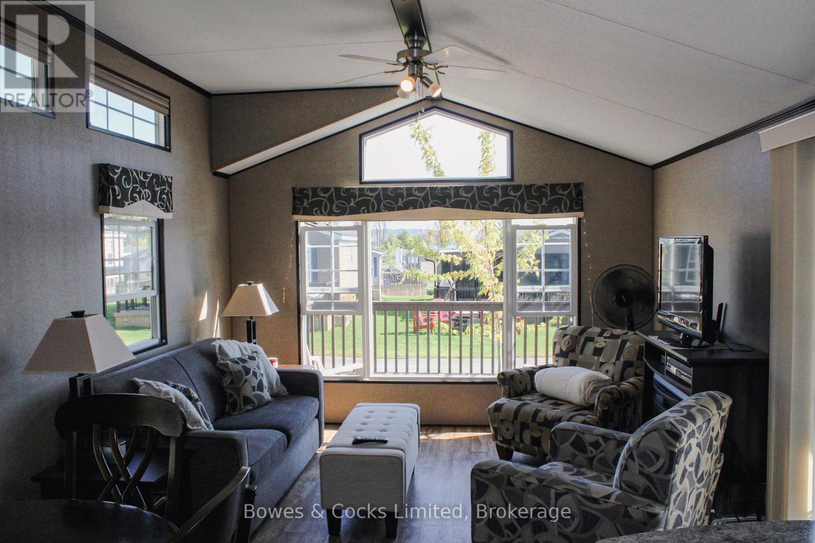 Lawson Cres. 14 - 1235 Villiers Line, Otonabee-South Monaghan, Ontario  K0L 2G0 - Photo 12 - X12717170