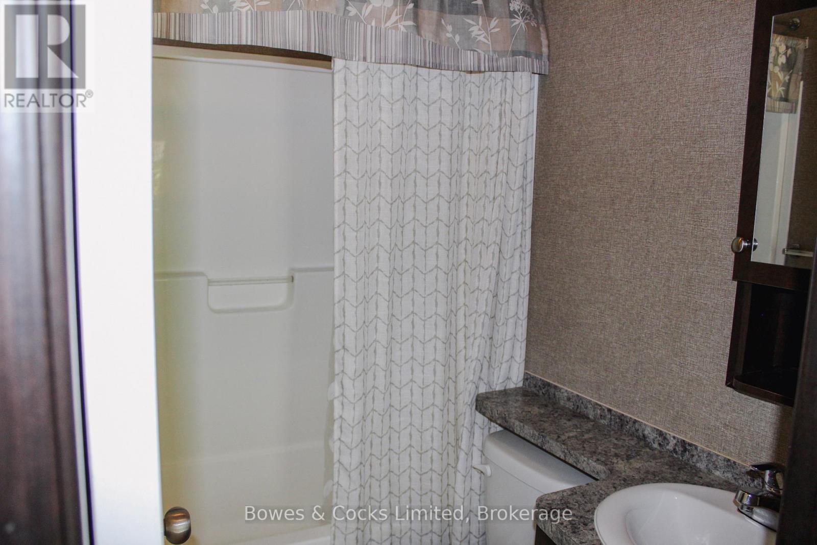 Lawson Cres. 14 - 1235 Villiers Line, Otonabee-South Monaghan, Ontario  K0L 2G0 - Photo 22 - X12717170