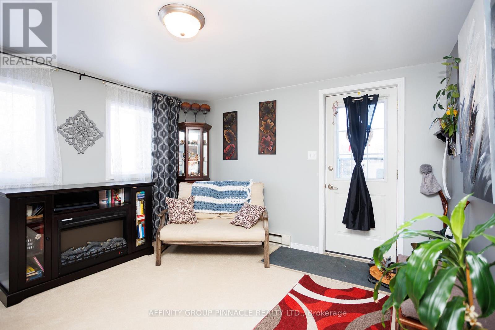 39 Ash Loop Street, Kawartha Lakes (Ops), Ontario  K9V 0K1 - Photo 5 - X12717424