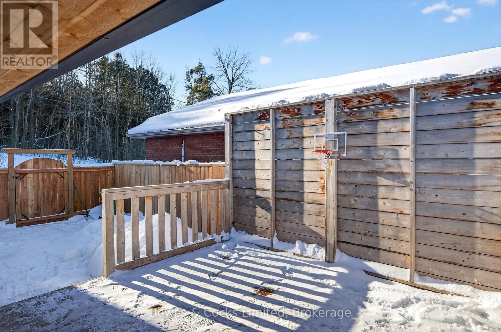 262 Munroe Avenue, Peterborough (Ashburnham Ward 4), Ontario  K9H 1H8 - Photo 33 - X12717876