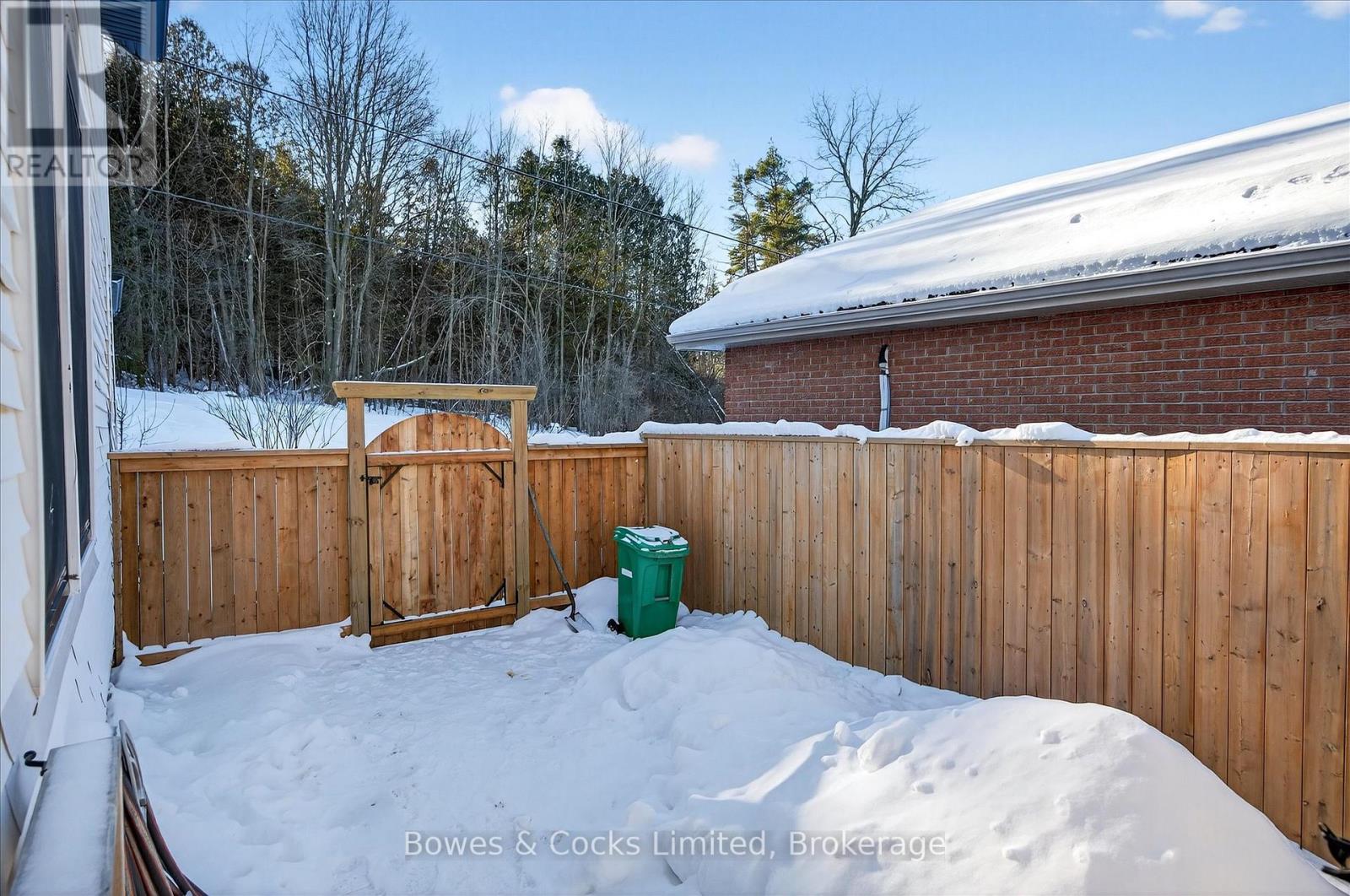 262 Munroe Avenue, Peterborough (Ashburnham Ward 4), Ontario  K9H 1H8 - Photo 34 - X12717876