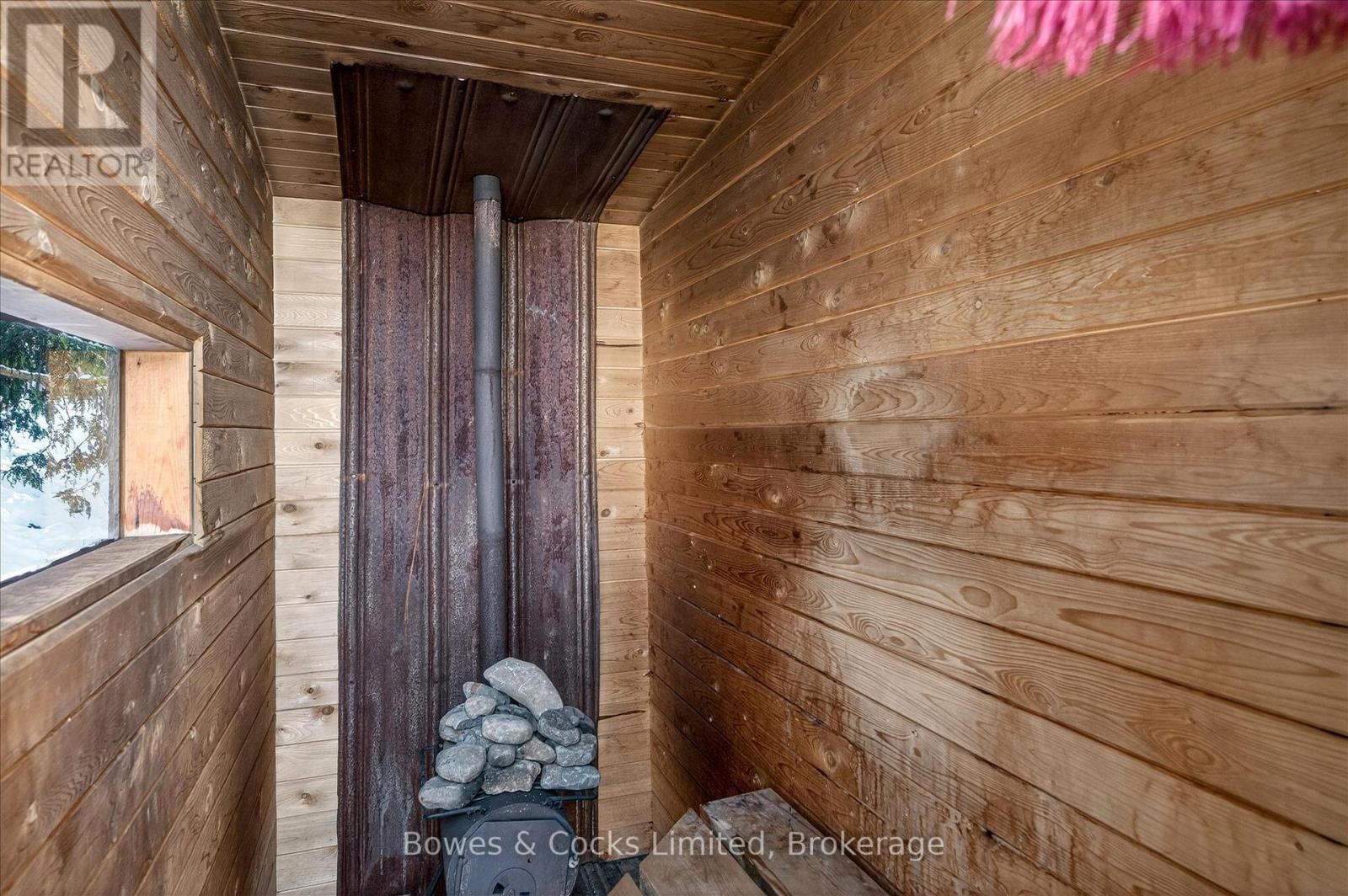 262 Munroe Avenue, Peterborough (Ashburnham Ward 4), Ontario  K9H 1H8 - Photo 40 - X12717876