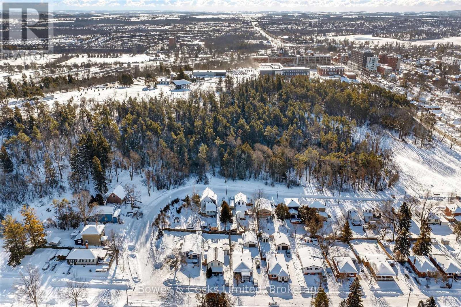 262 Munroe Avenue, Peterborough (Ashburnham Ward 4), Ontario  K9H 1H8 - Photo 48 - X12717876