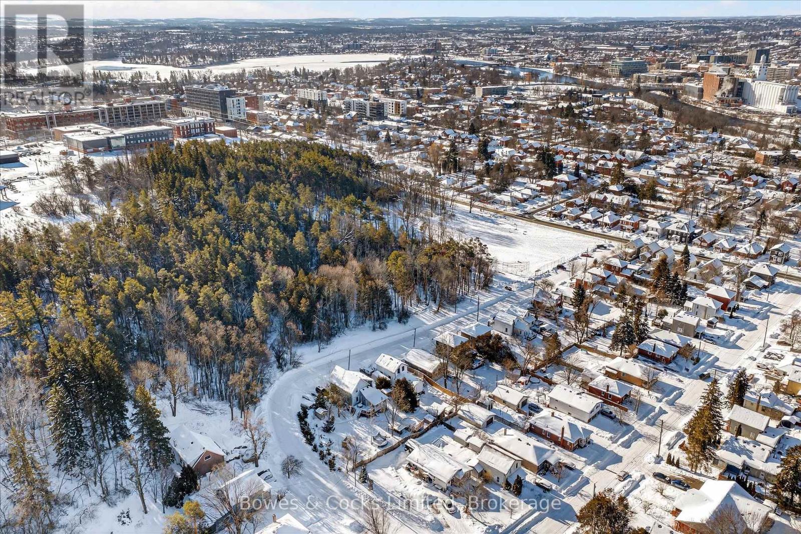 262 Munroe Avenue, Peterborough (Ashburnham Ward 4), Ontario  K9H 1H8 - Photo 49 - X12717876