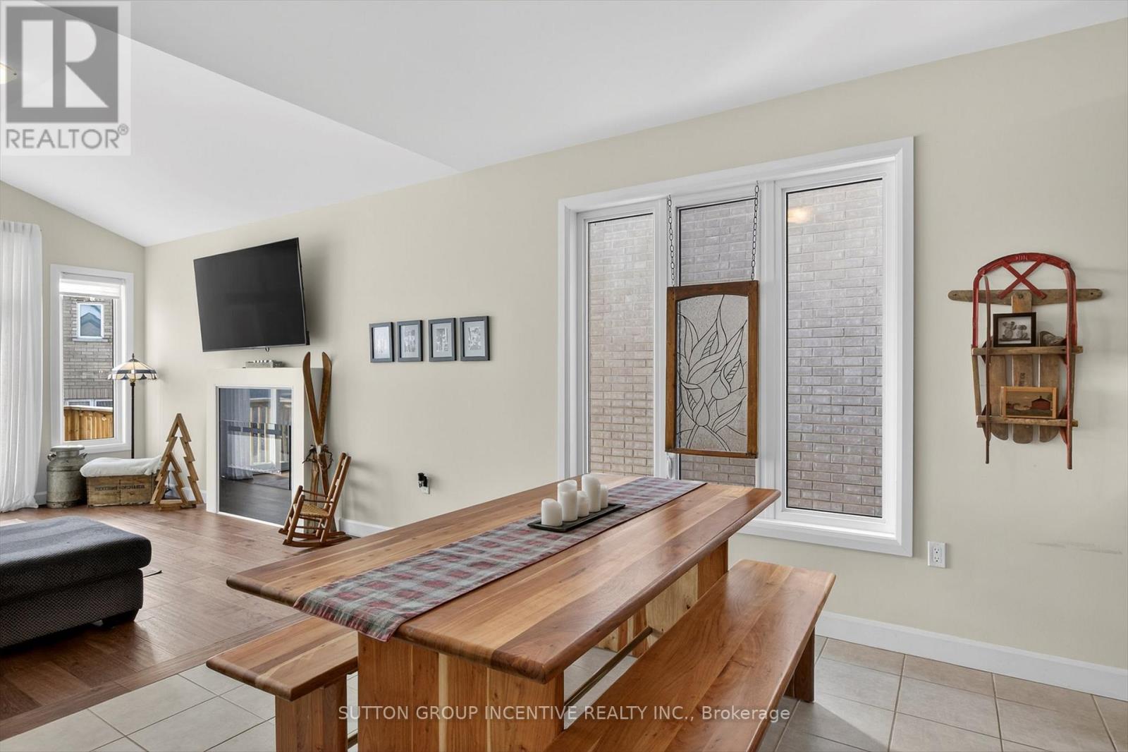 670 Lemay Grove, Peterborough (Monaghan Ward 2), Ontario  K9K 0G9 - Photo 10 - X12717966