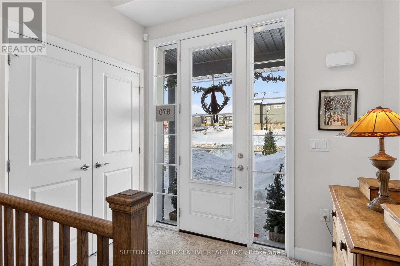 670 Lemay Grove, Peterborough (Monaghan Ward 2), Ontario  K9K 0G9 - Photo 3 - X12717966