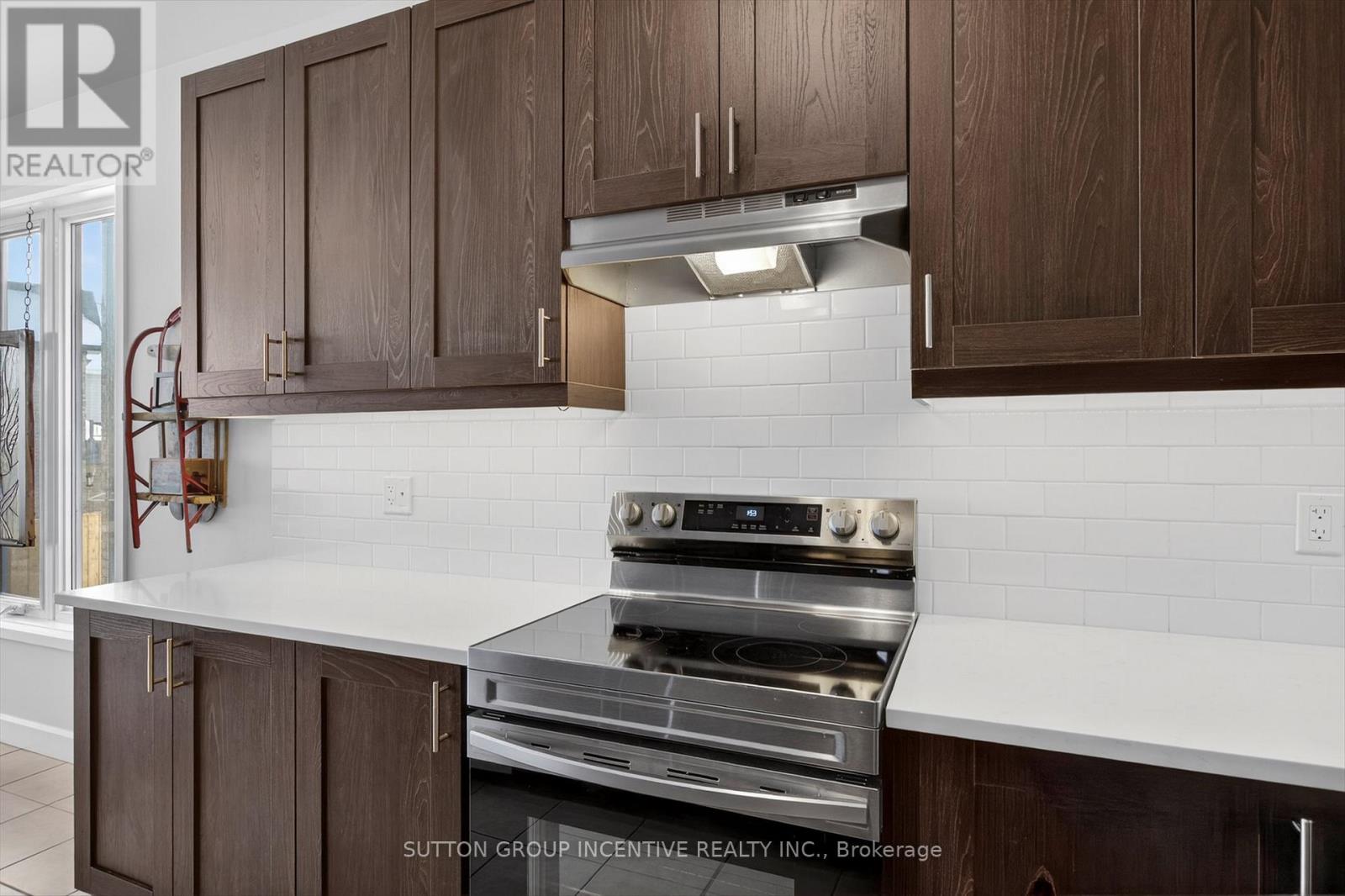 670 Lemay Grove, Peterborough (Monaghan Ward 2), Ontario  K9K 0G9 - Photo 8 - X12717966