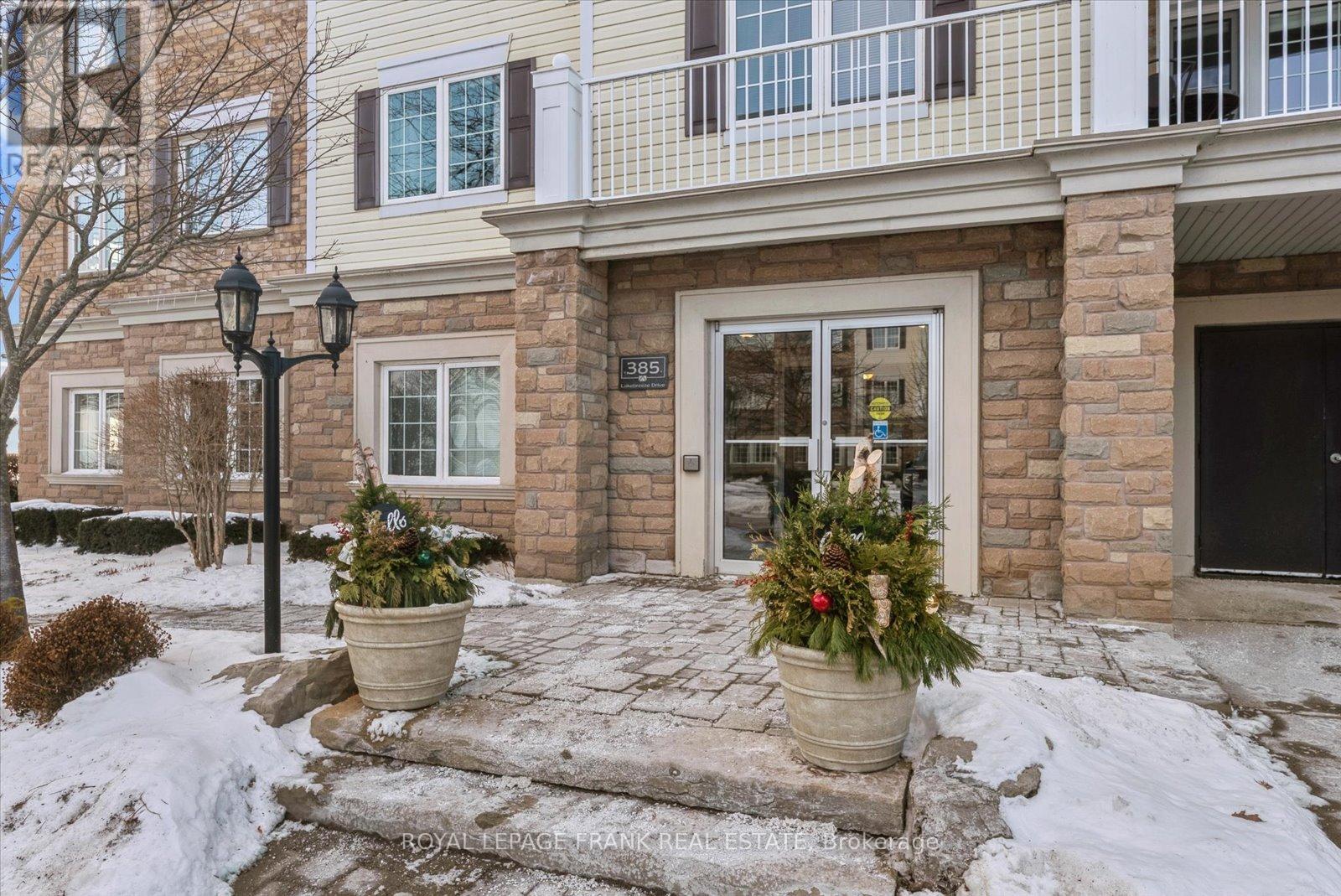 204 - 385 Lakebreeze Drive, Clarington (Newcastle), Ontario  L1B 0A4 - Photo 3 - E12718836