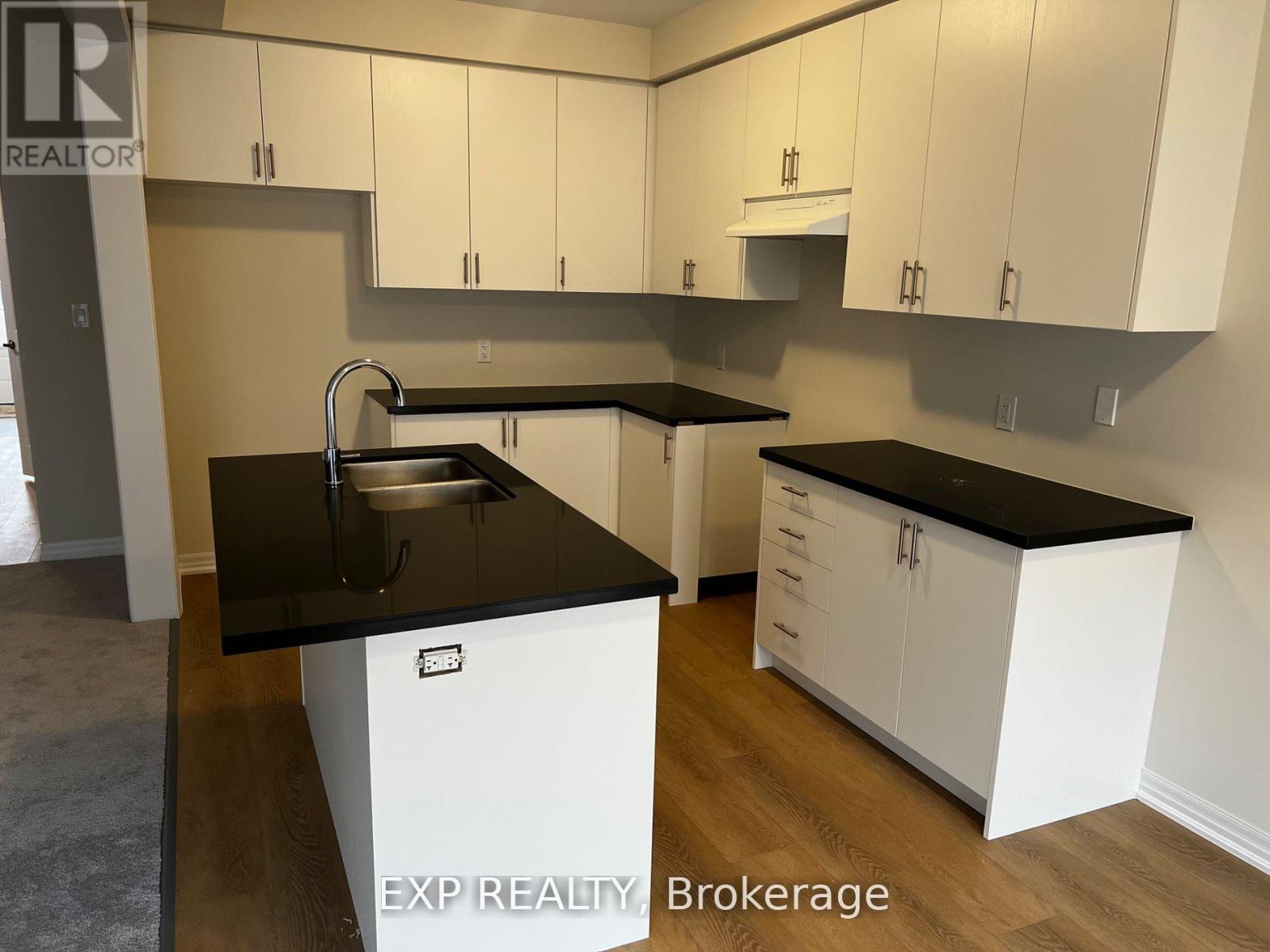 162 Flood Avenue, Clarington (Newcastle), Ontario  L1B 0W6 - Photo 6 - E12719440