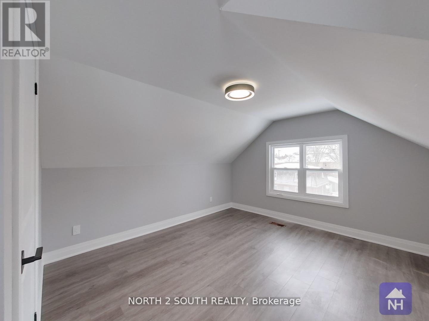 190 Stewart Street, Peterborough (Town Ward 3), Ontario  K9J 3M5 - Photo 16 - X12719550