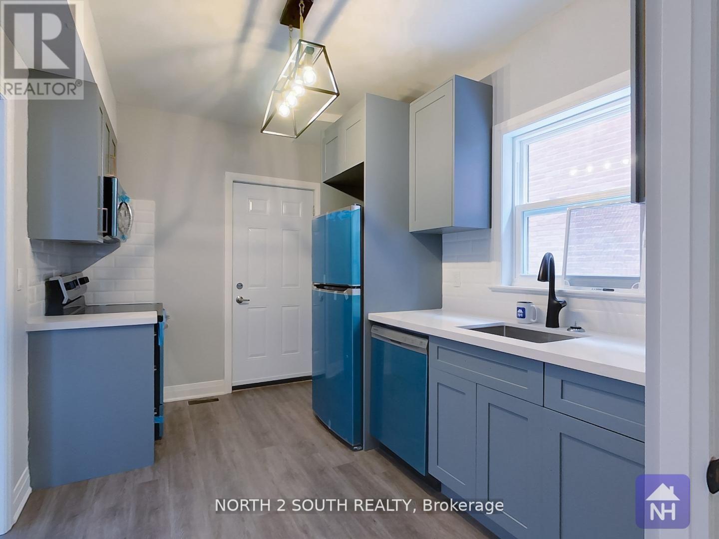 190 Stewart Street, Peterborough (Town Ward 3), Ontario  K9J 3M5 - Photo 8 - X12719550