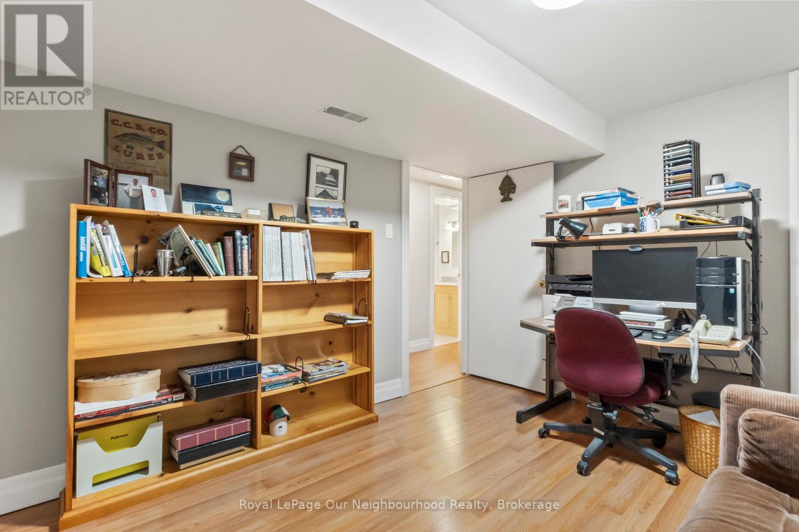 909 Whitefield Drive, Peterborough (Otonabee Ward 1), Ontario  K9J 7W1 - Photo 35 - X12719932