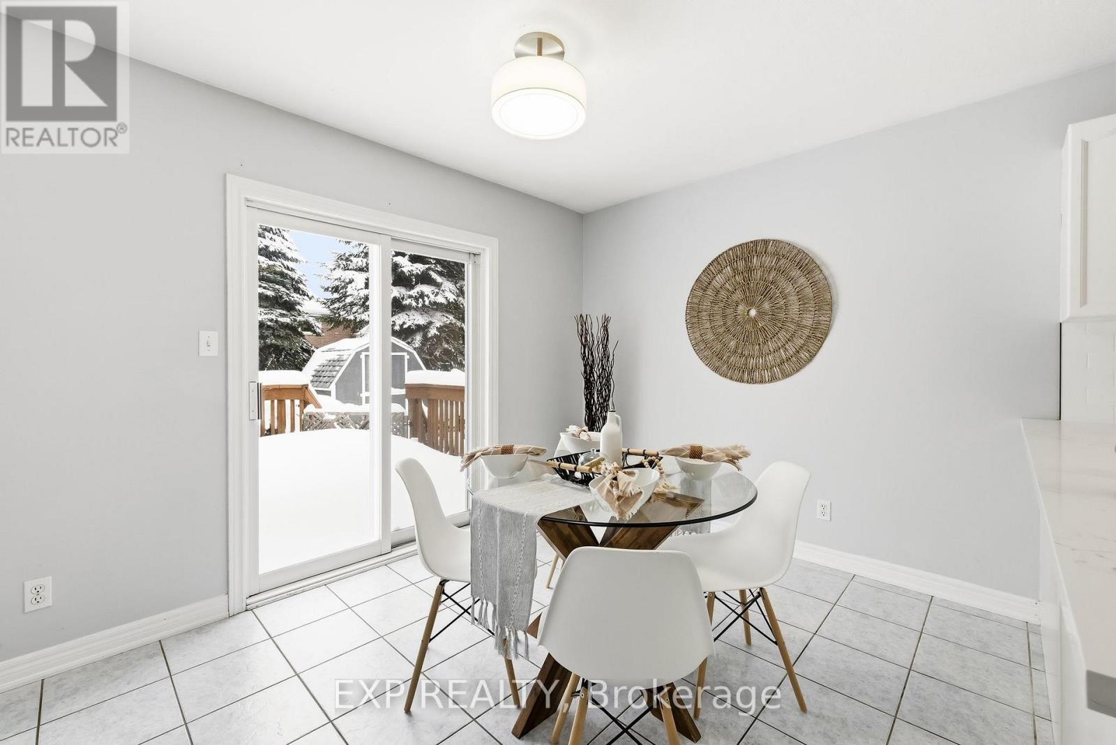 10 Mcgibbon Boulevard, Kawartha Lakes (Lindsay), Ontario  K9V 6G3 - Photo 18 - X12720320