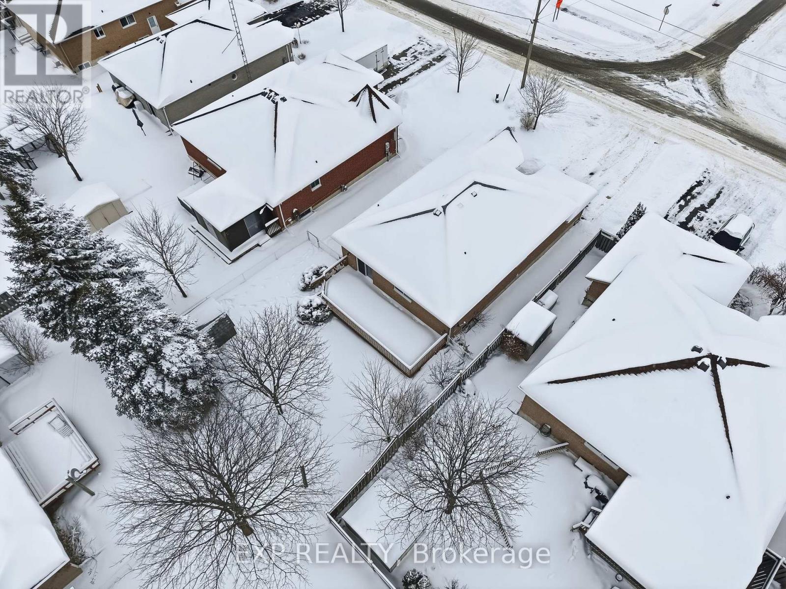 10 Mcgibbon Boulevard, Kawartha Lakes (Lindsay), Ontario  K9V 6G3 - Photo 47 - X12720320