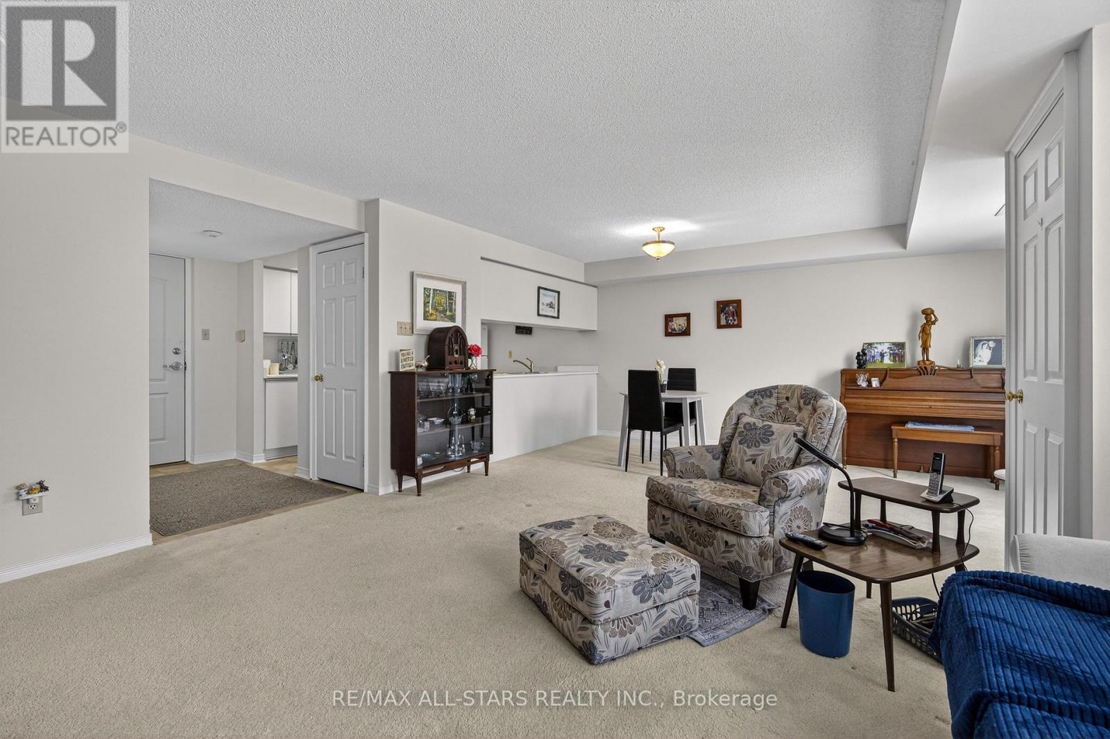 307 - 50 Rivermill Boulevard, Kawartha Lakes (Lindsay), Ontario  K9V 6C1 - Photo 4 - X12720430