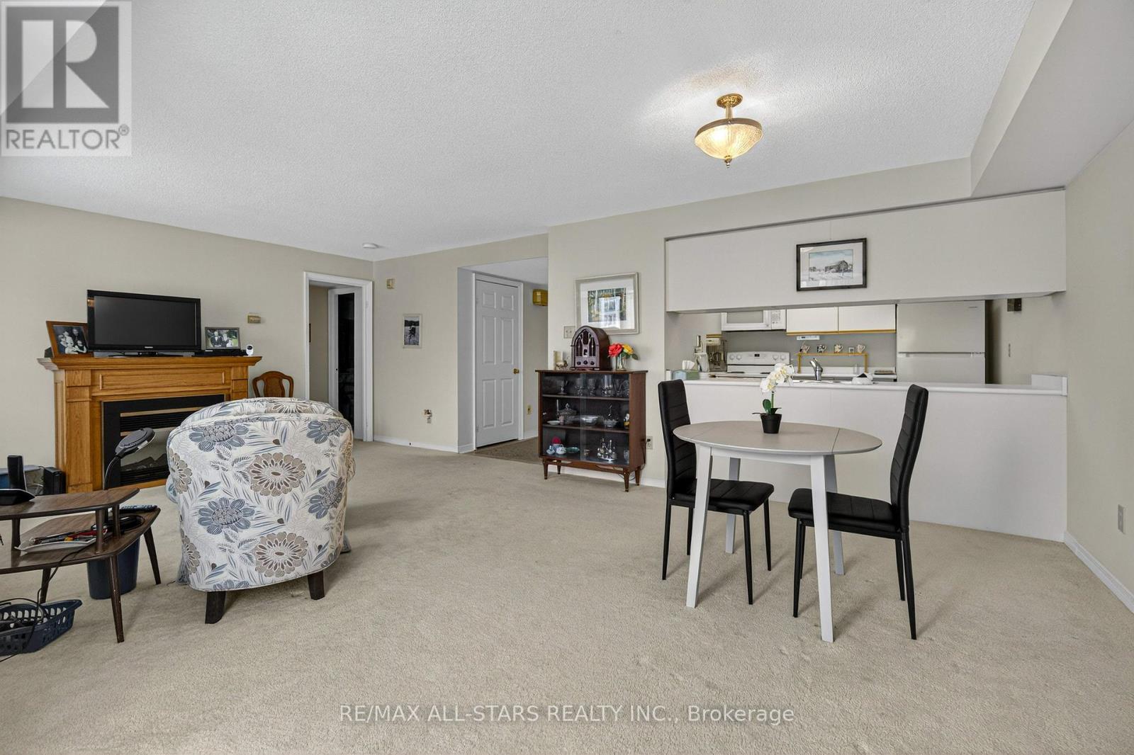 307 - 50 Rivermill Boulevard, Kawartha Lakes (Lindsay), Ontario  K9V 6C1 - Photo 8 - X12720430