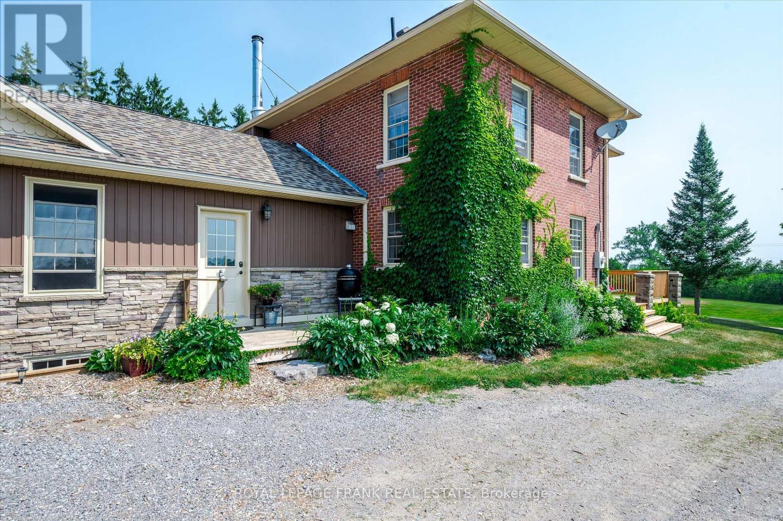 1060 Centre Line, Selwyn, Ontario  K9J 6X5 - Photo 10 - X12721038