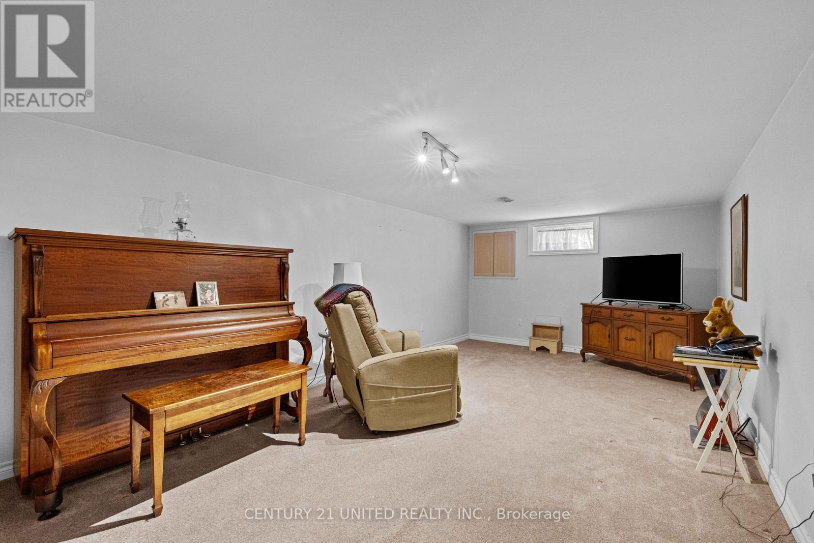 852 Parkhill Road W, Peterborough (Monaghan Ward 2), Ontario  K9J 6P1 - Photo 23 - X12721508