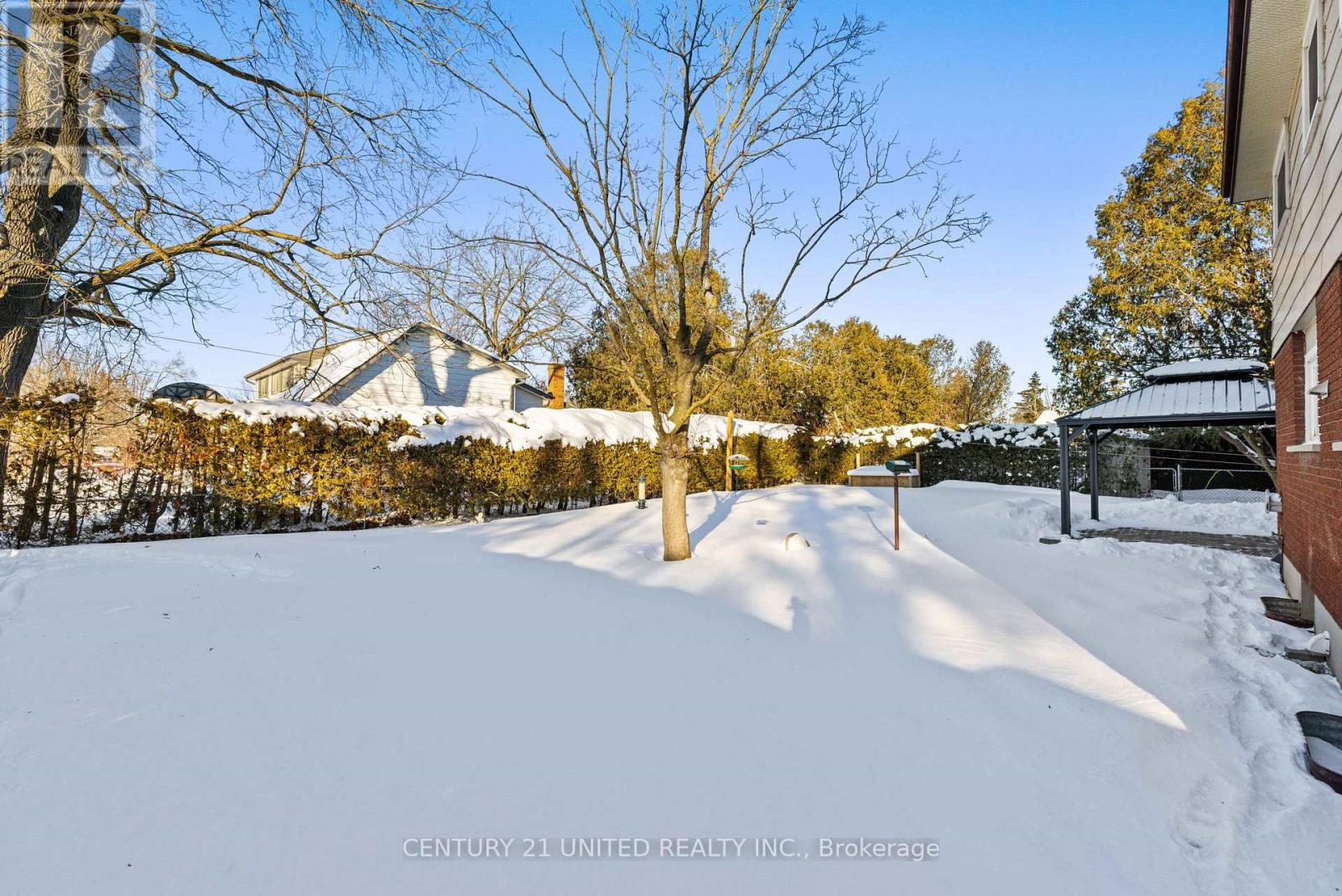 852 Parkhill Road W, Peterborough (Monaghan Ward 2), Ontario  K9J 6P1 - Photo 32 - X12721508