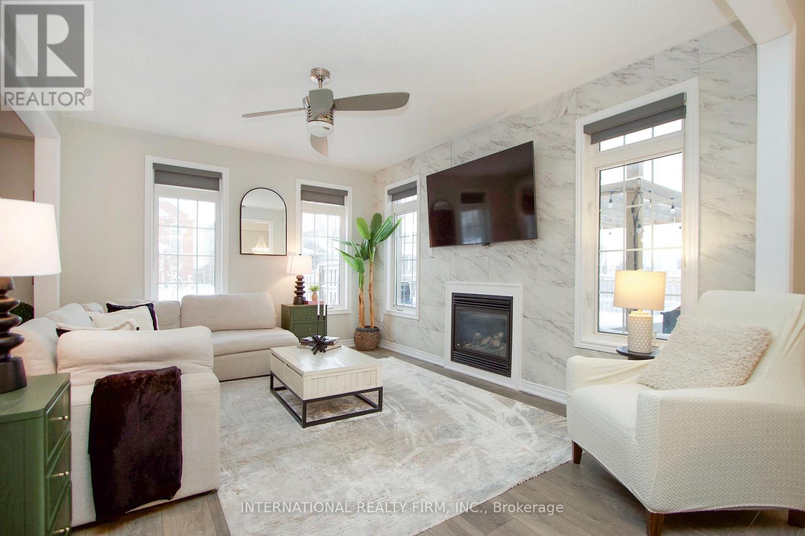 55 Flood Avenue, Clarington (Newcastle), Ontario  L1B 0C9 - Photo 12 - E12721450