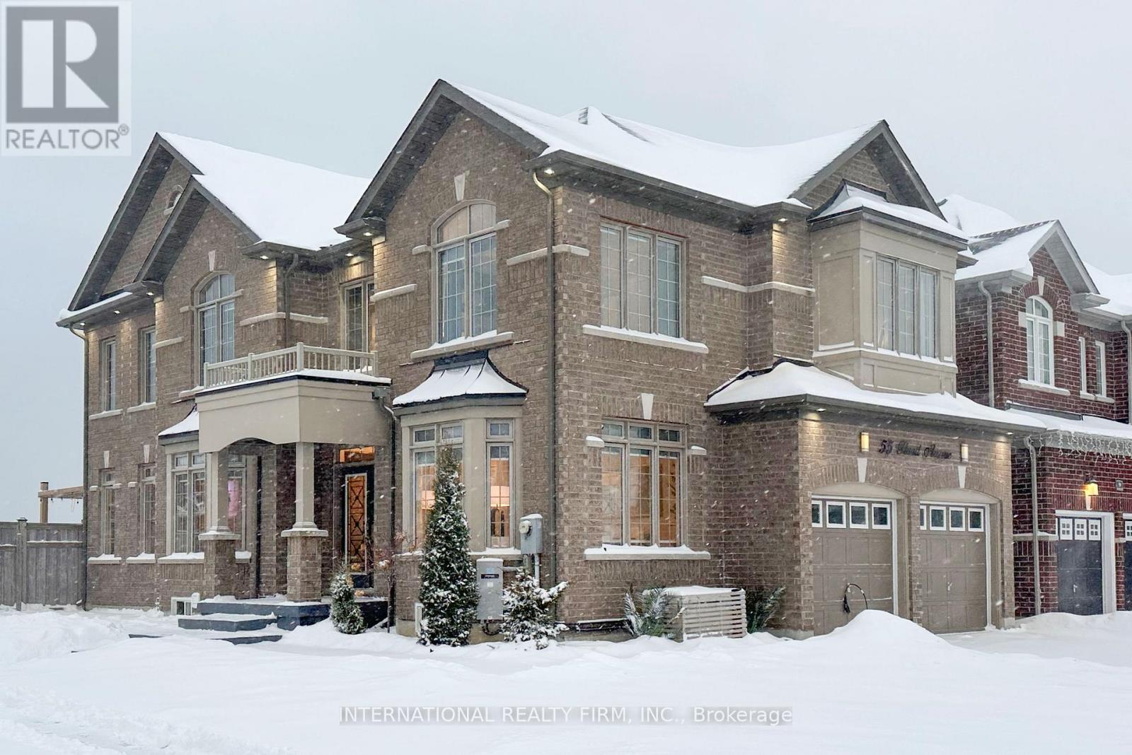 55 Flood Avenue, Clarington (Newcastle), Ontario  L1B 0C9 - Photo 2 - E12721450