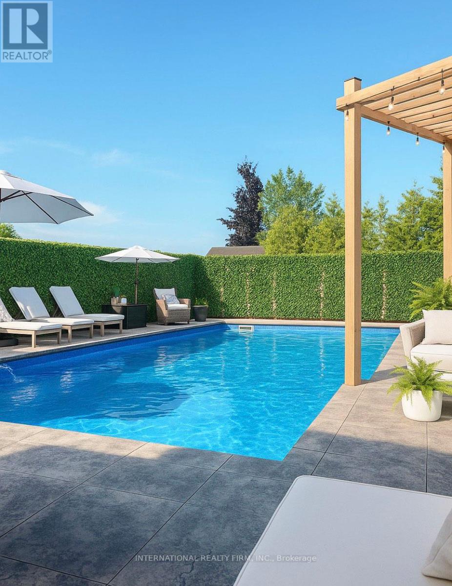 55 Flood Avenue, Clarington (Newcastle), Ontario  L1B 0C9 - Photo 4 - E12721450