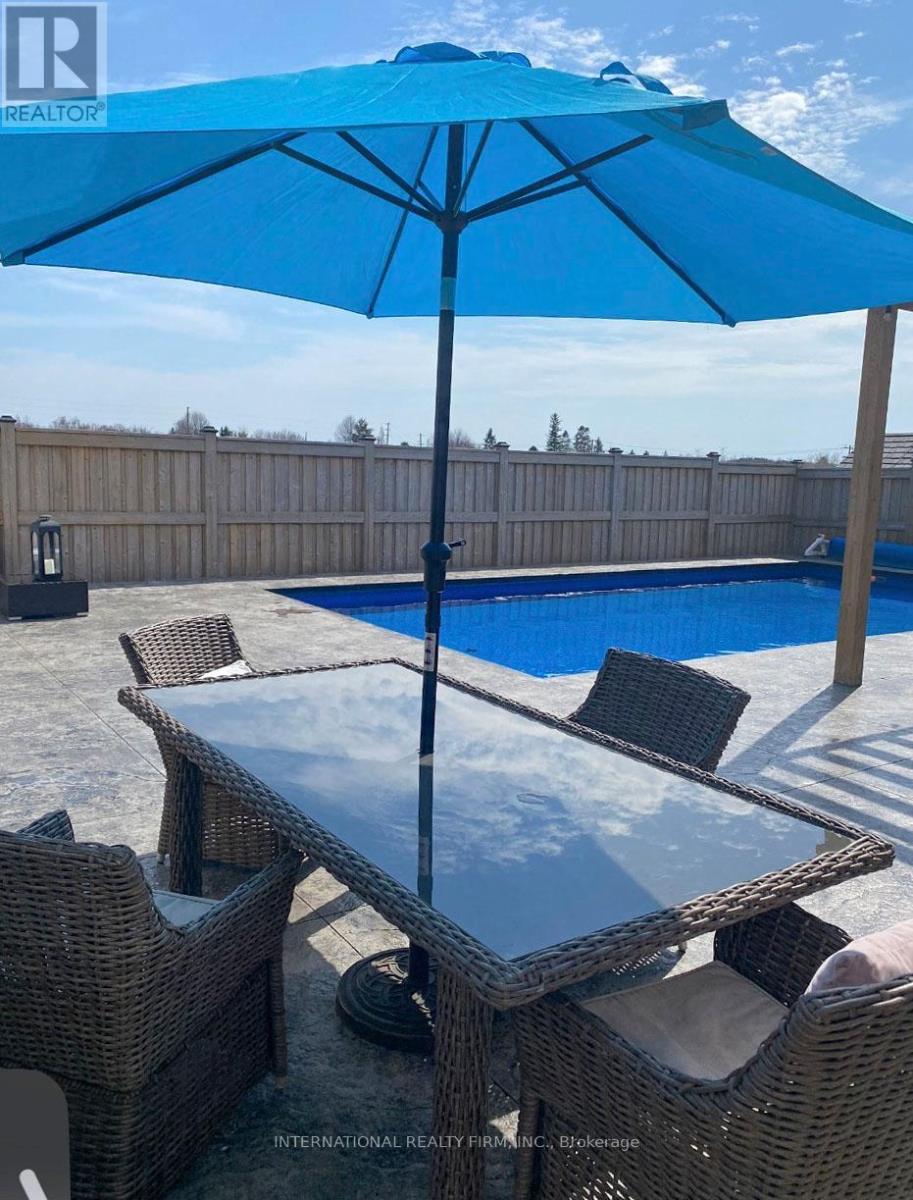 55 Flood Avenue, Clarington (Newcastle), Ontario  L1B 0C9 - Photo 49 - E12721450