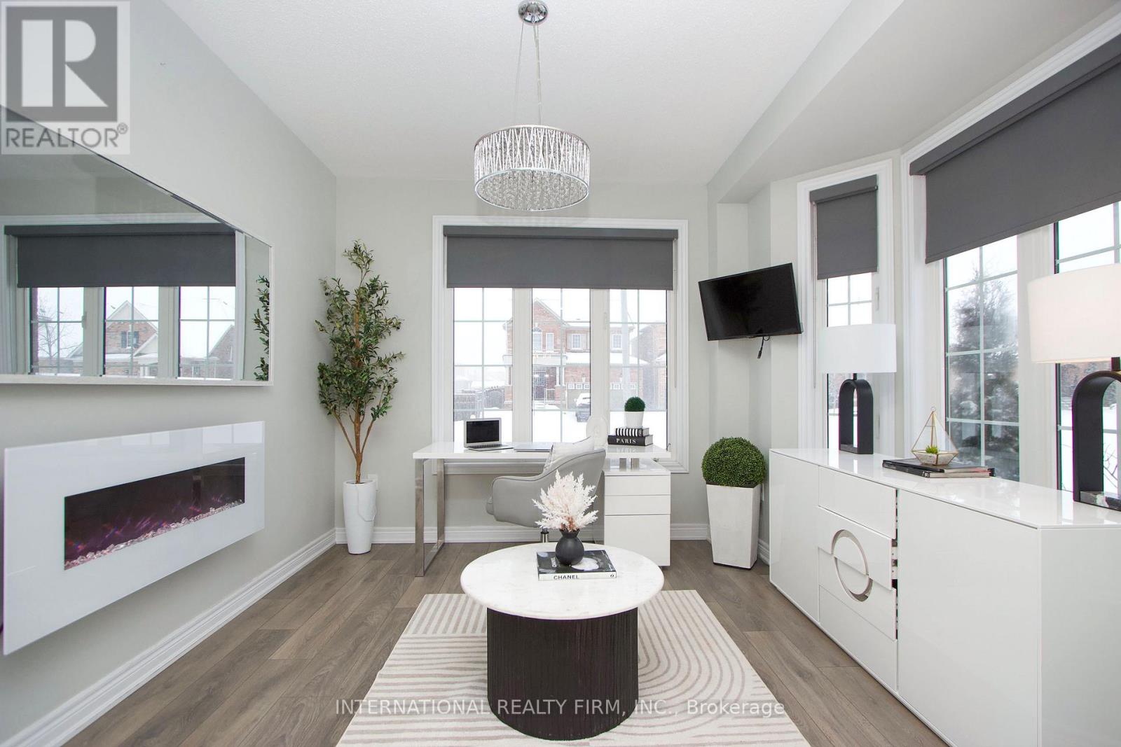 55 Flood Avenue, Clarington (Newcastle), Ontario  L1B 0C9 - Photo 6 - E12721450