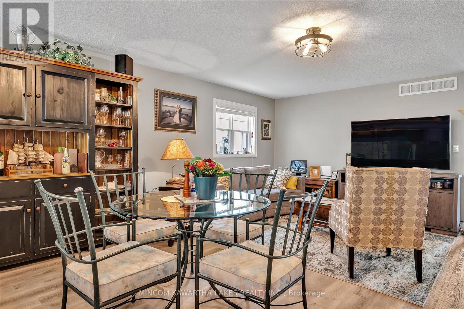 2 Peace Crescent, Peterborough (Northcrest Ward 5), Ontario  K9H 0C1 - Photo 11 - X12721632